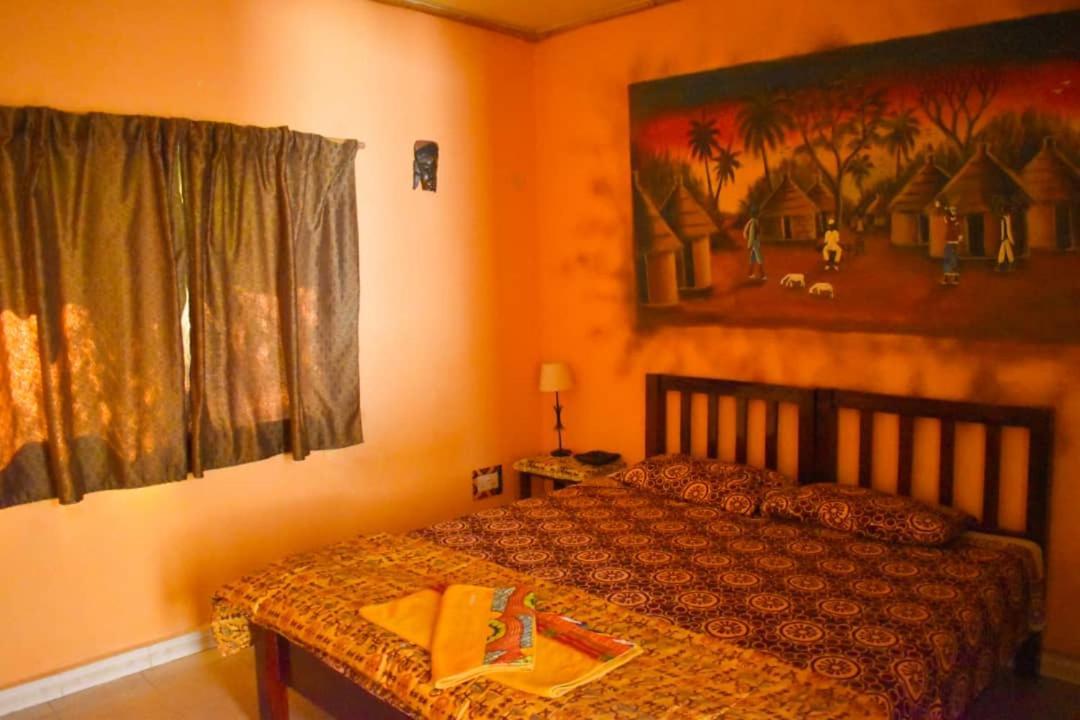 Casa Hotel Sinkiling Gambia เซเรคุงดา ภายนอก รูปภาพ